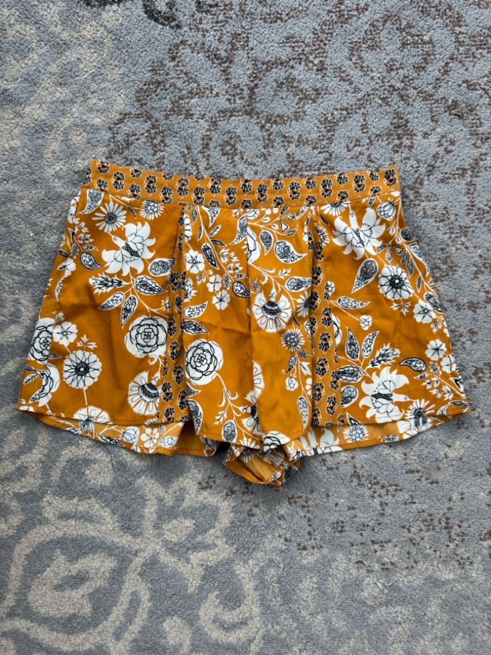 Bog Collective Urban Outfitters Floral Pleated Loose Fit Shorts Marigold Medium